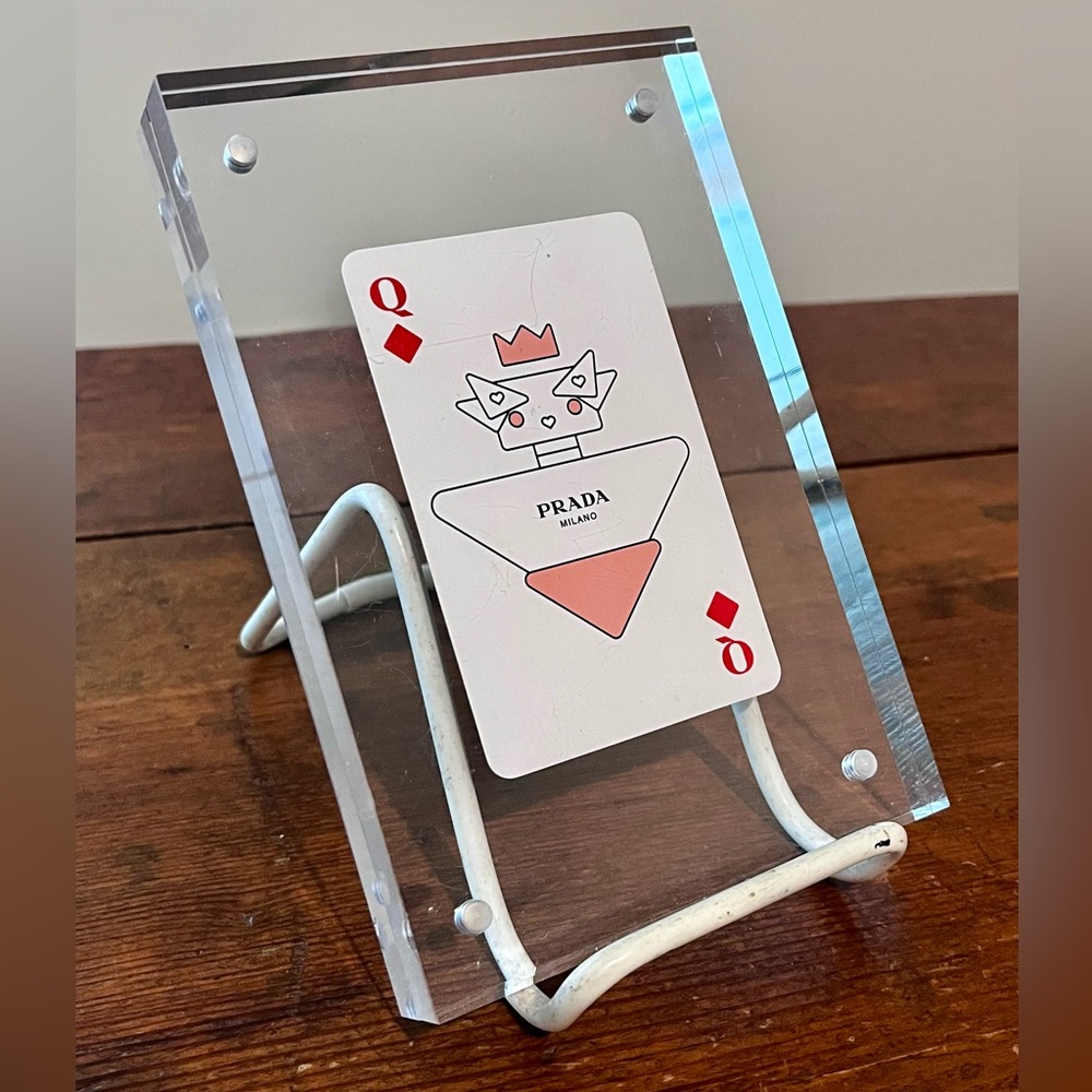 Prada Beauty Queen of Hearts card